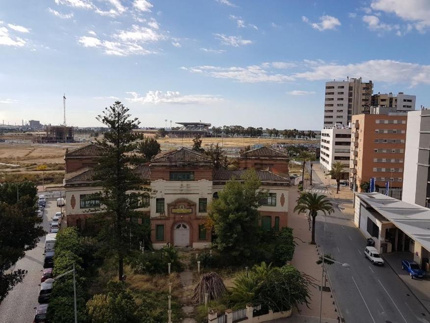 Italia 57 Apartment Huelva Ngoại thất bức ảnh